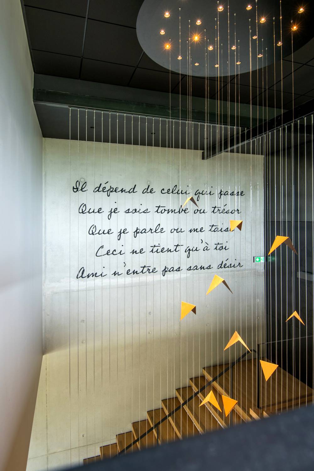 Lettres en plexiglass découpées au laser