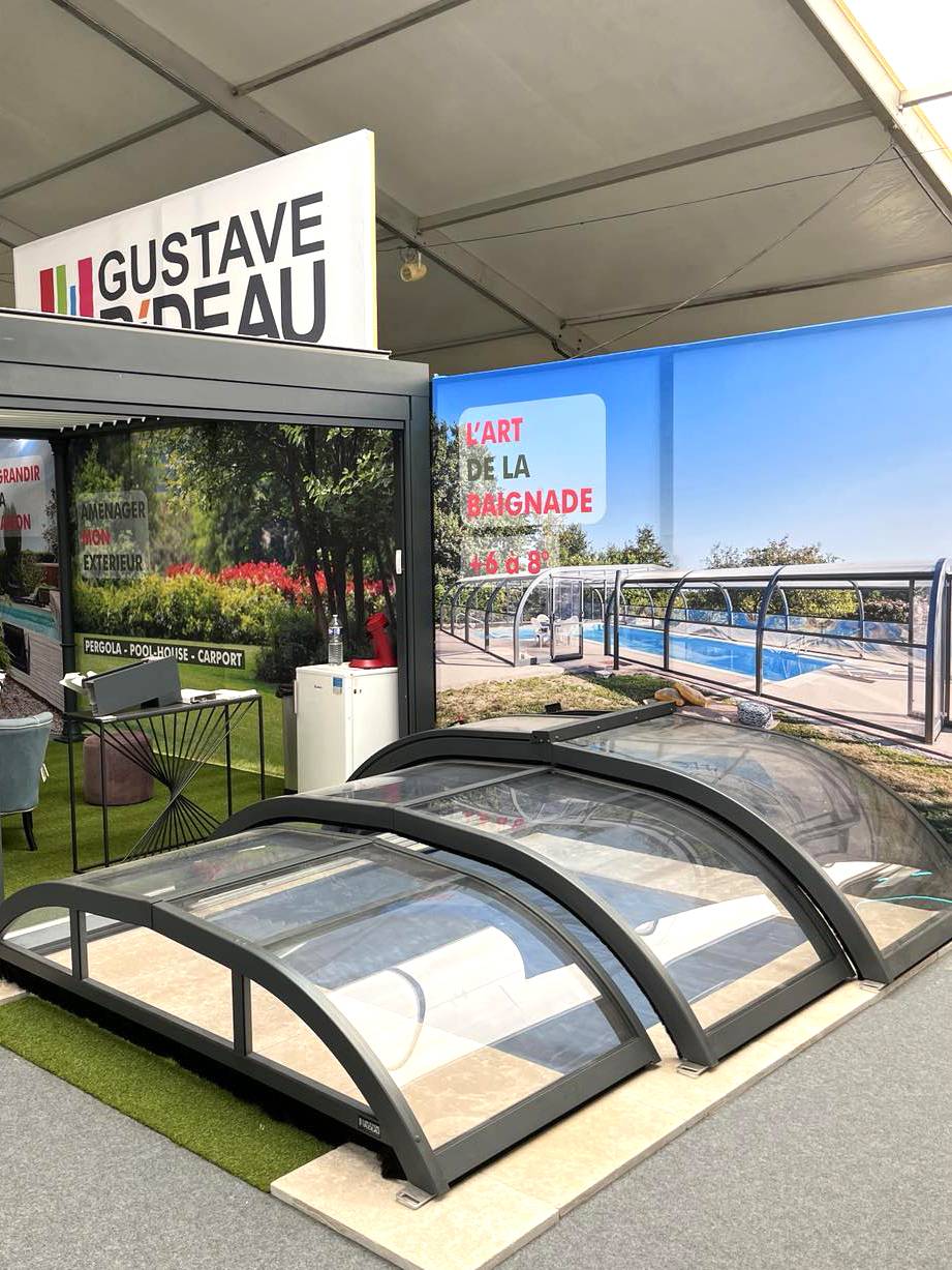 Visuels imprimés sur toile pour habillage fond de stand avec fixation scratch