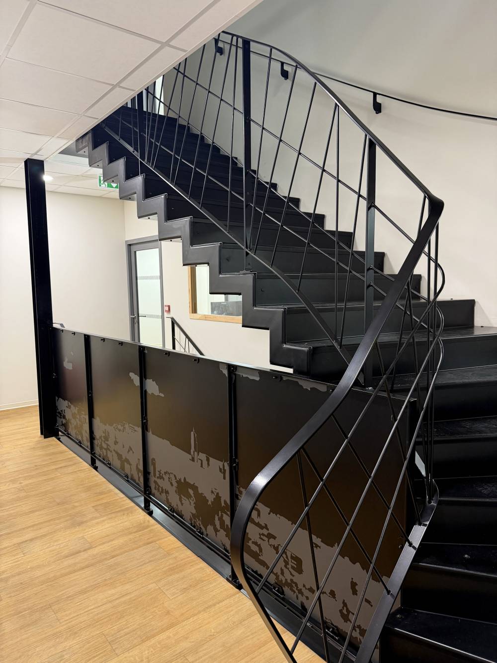 Kit adhésif gris anthracite silhouette de ville